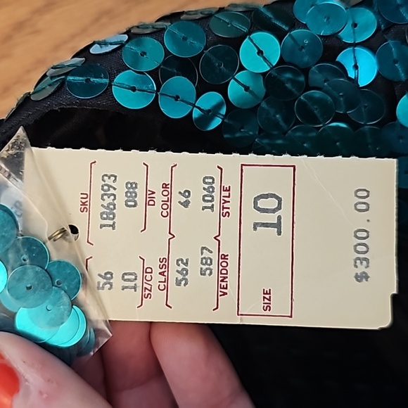 CCO Oleg Cassini Vintage 1980s Sequin Dress with Tags - Picture 6 of 16